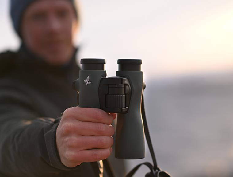 Hassy Gewoon Samengesteld Swarovski NL Pure Binoculars: Review of Main Features | Best Binocular  Reviews