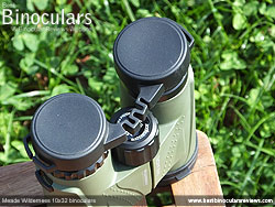 Eyepiece covers on the Meade Wilderness 10x32 Binoculars